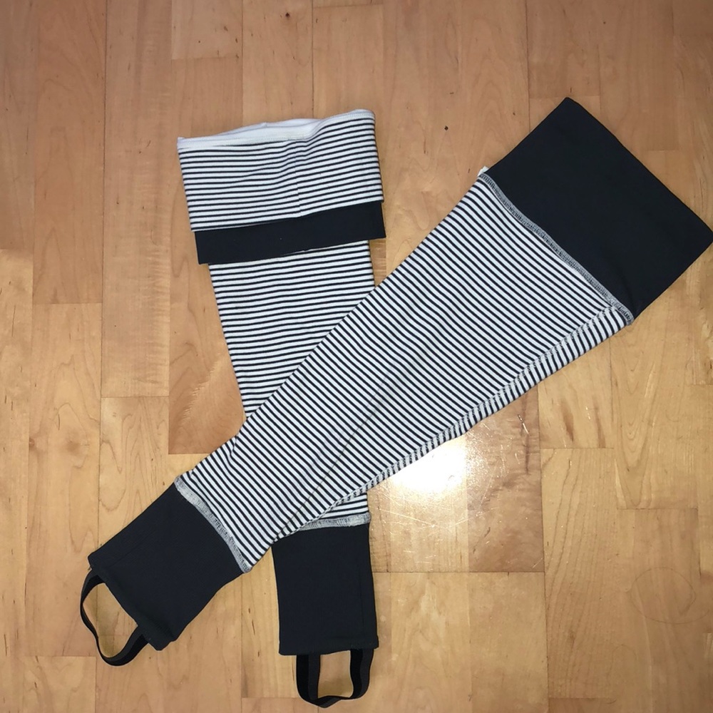 Lululeom leg warmers !!!!!